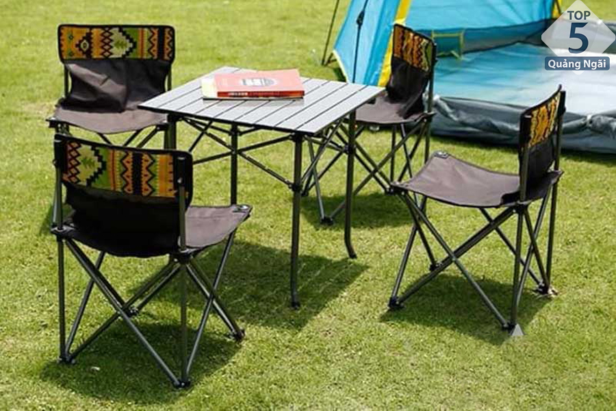 Bộ bàn ghế gấp gọn rất thích hợp để đi camping