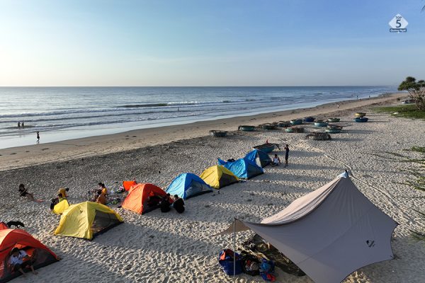 Camping biển Mỹ Khê quả là một hoạt động đầy thú vị không thể bỏ lỡ