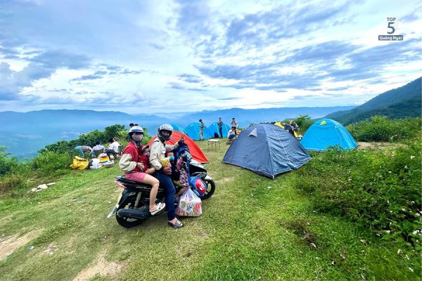 Một cuộc hành trình thú vị với con xe 2 bánh khi đi camping đèo violak Quảng Ngãi